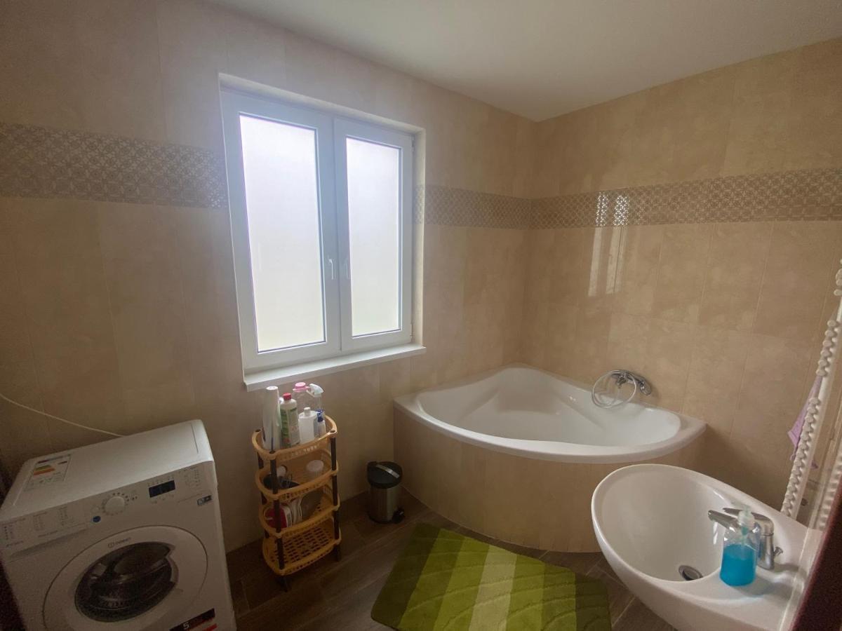 Thermal Apartman Hajdúszoboszló Exteriör bild