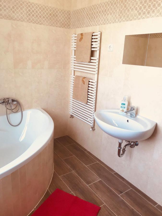 Thermal Apartman Hajdúszoboszló Exteriör bild